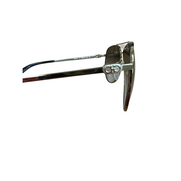 Salvatore Ferragamo NWT Grey Gradient Aviator Sunglasses w/Case - Picture 8 of 10